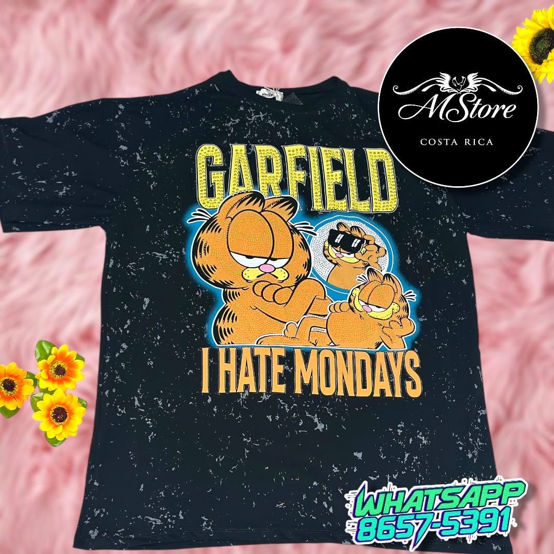 Blusón Oversize Garfield Mondays Negro Tela Fría